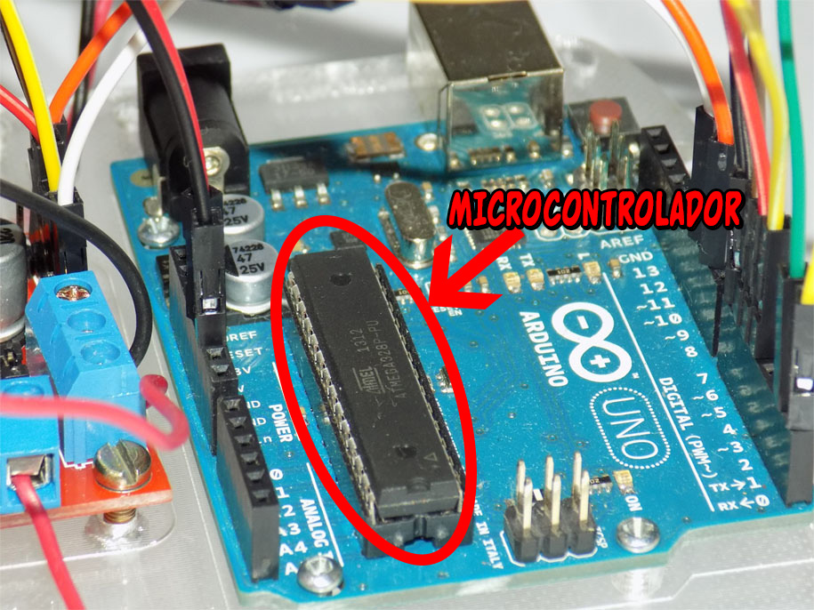 microcontrolador_arduino_uno